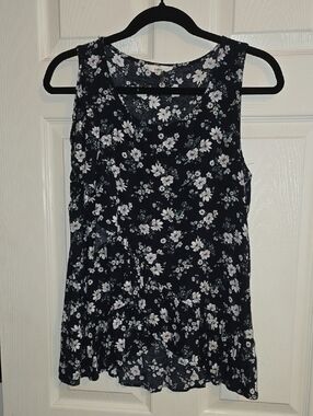 entro Black Floral Sleeveless Top with White and Mint Accents